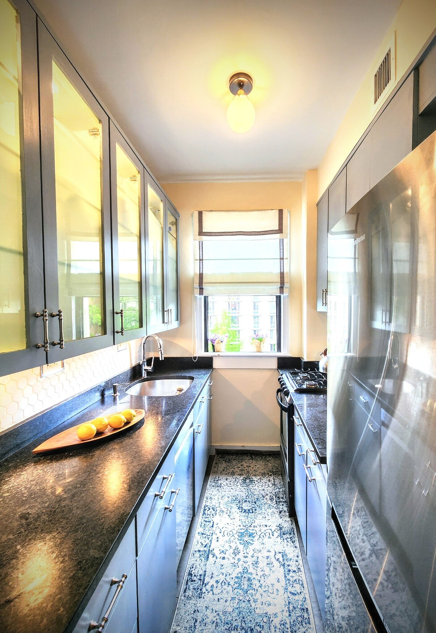 Kitchen - 2515 K St NW