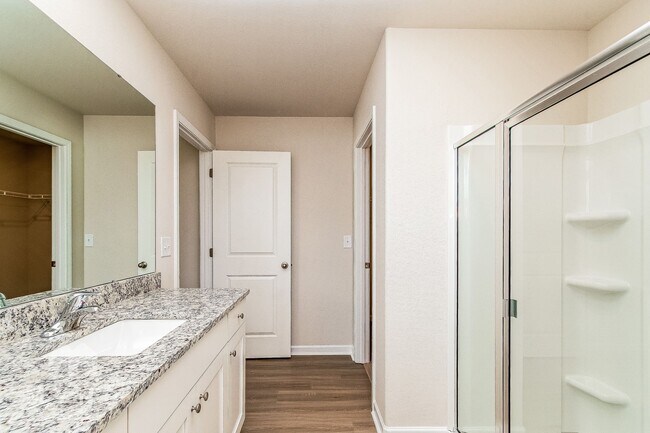 Building Photo - 295 Ivy Bank Dr