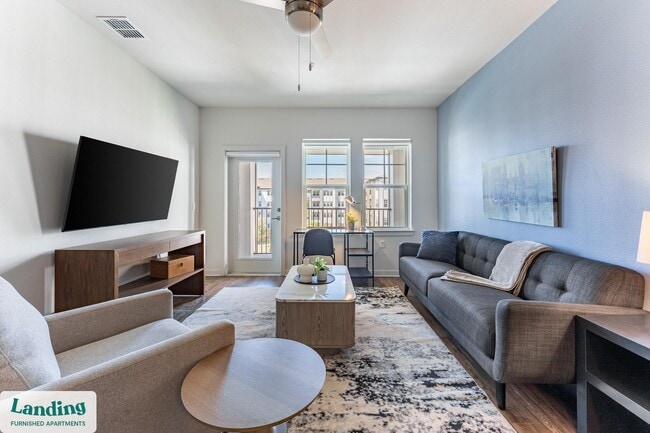 Building Photo - 1225 Utica Dr