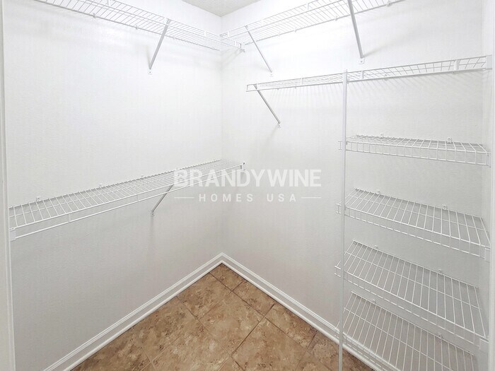 Building Photo - 7123 Amberly Way Dr