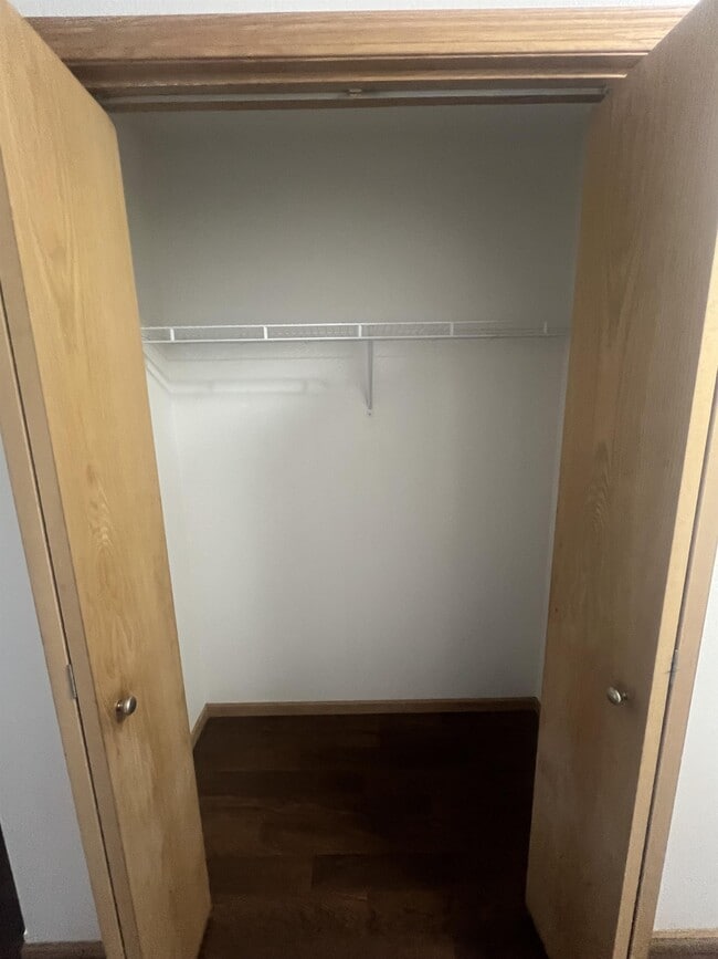 Building Photo - 3322 8th St W