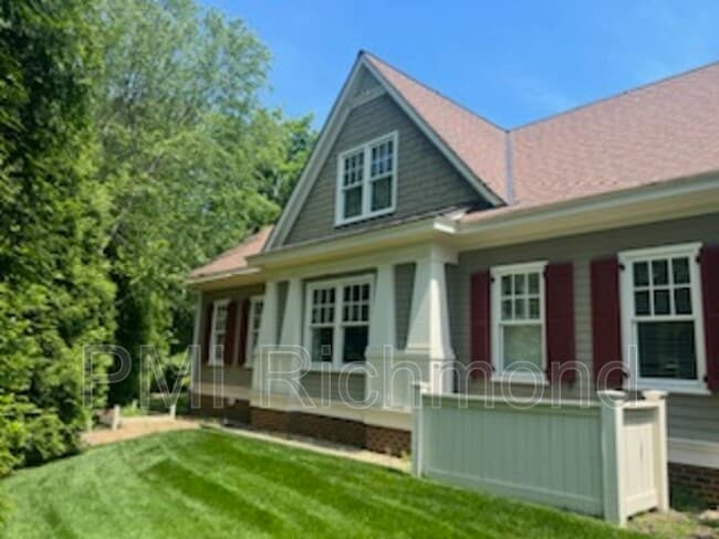 Building Photo - 2761 Live Oak Ln