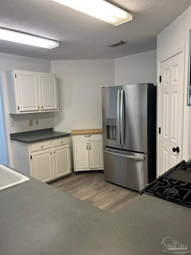 Building Photo - 3154 Seafarers Way