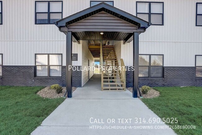 Building Photo - 315 Parkview Dr