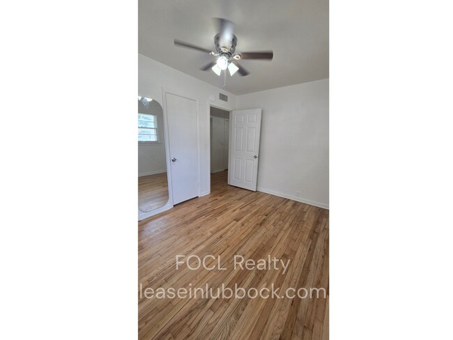 Building Photo - 4417 43rd St