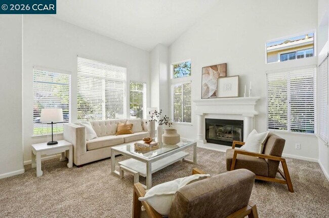 Building Photo - 1038 McCauley Rd