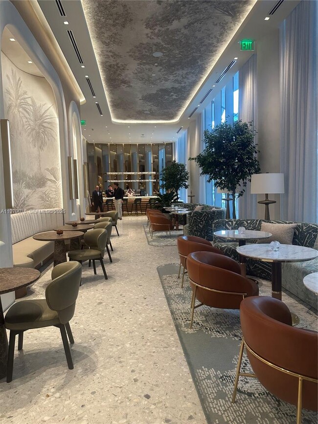 Building Photo - 77 SE 5th St