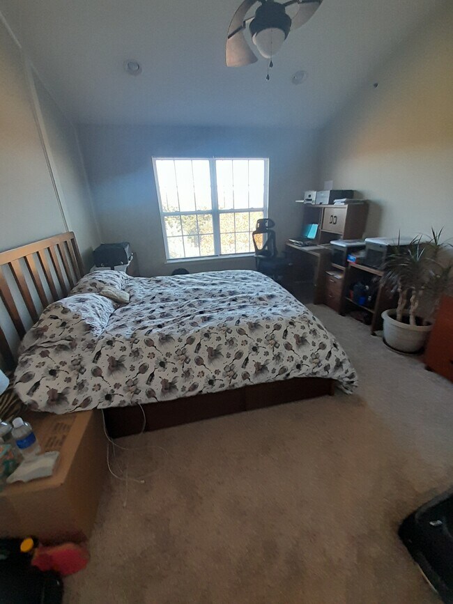 Building Photo - 25 Conover Terrace