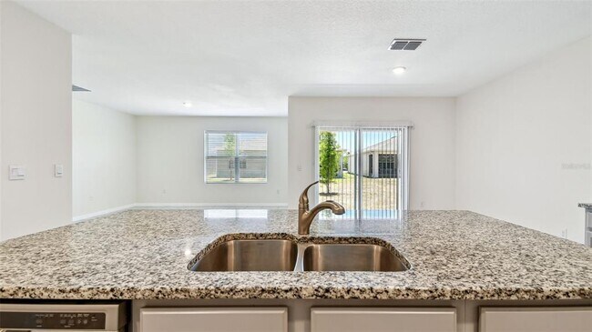 Building Photo - 5708 Sunbonnet Wy