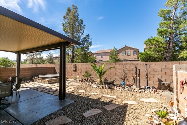 Building Photo - 9005 Semillon St