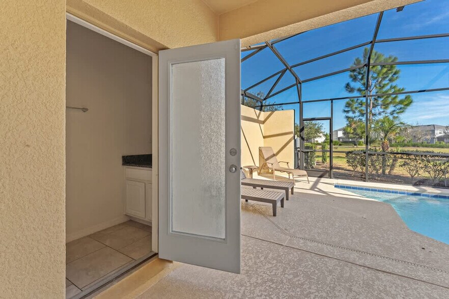 Building Photo - 4678 Terrasonesta Dr
