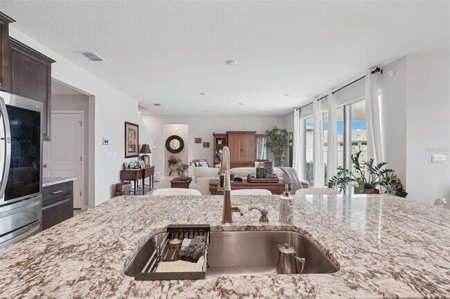 Building Photo - 13055 Willow Grove Dr