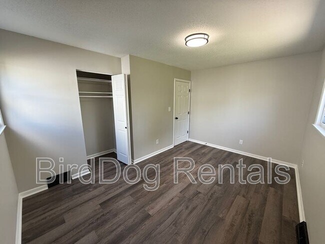 Building Photo - 4845 Downing Dr