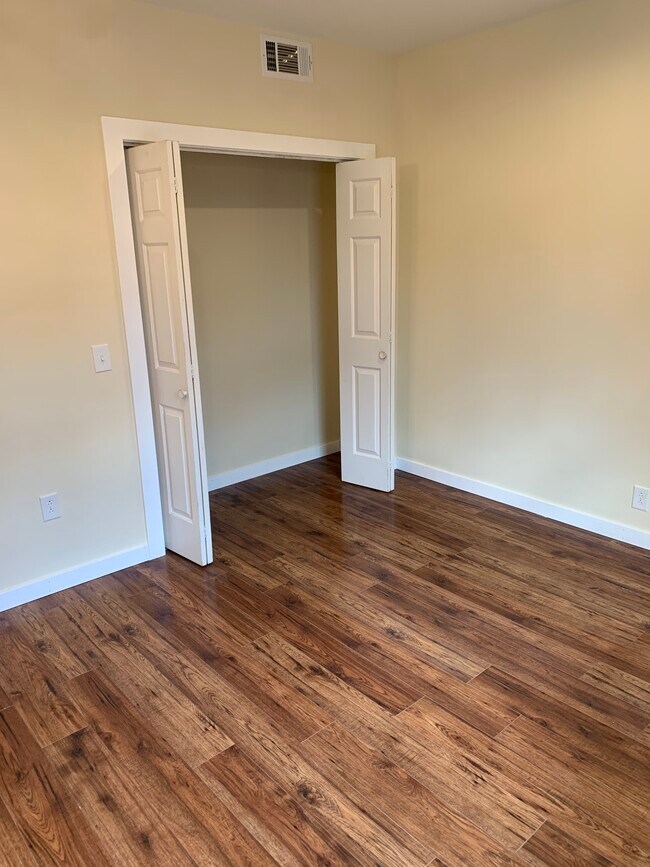 79 Dwight St 79 Dwight St New Britain CT 06051 Apartment Finder