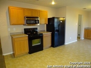 Building Photo - 153 Hinge Chase