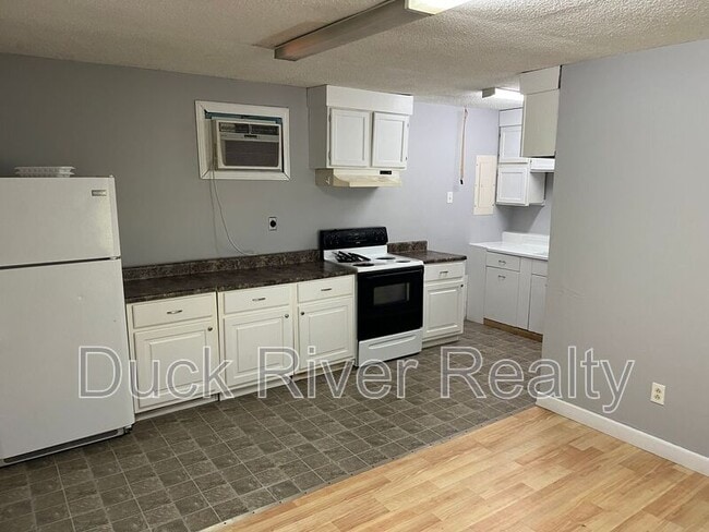 Building Photo - 3518 Pulaski Hwy