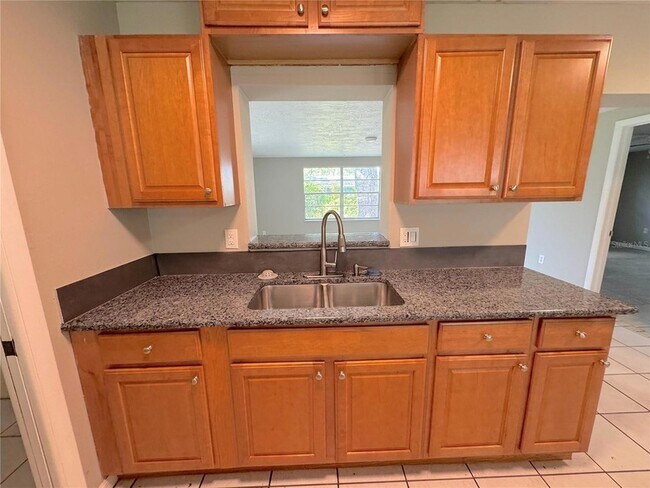 Building Photo - 3883 Hawkeye Cir