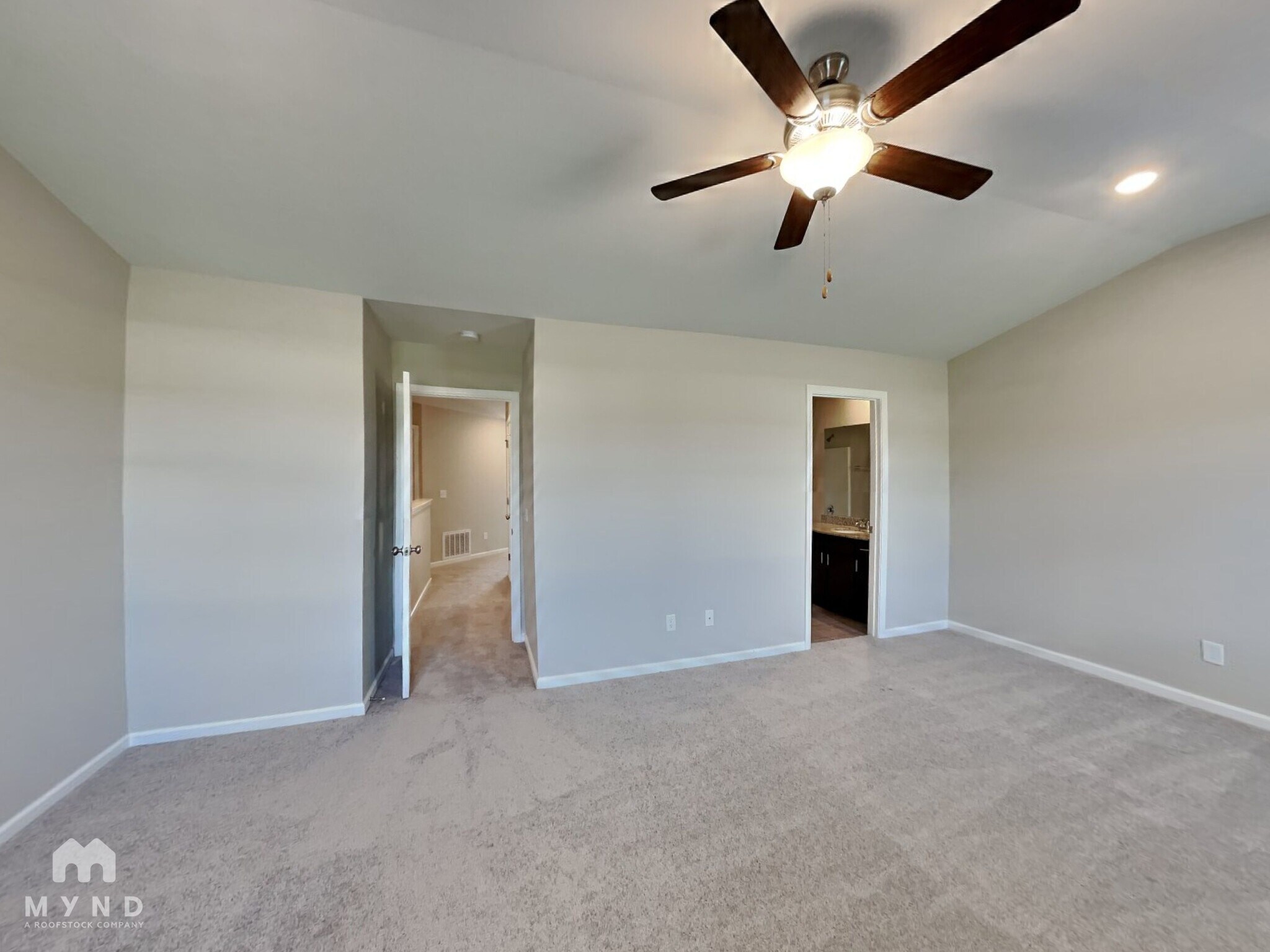 Building Photo - 12 Cardinal Ct