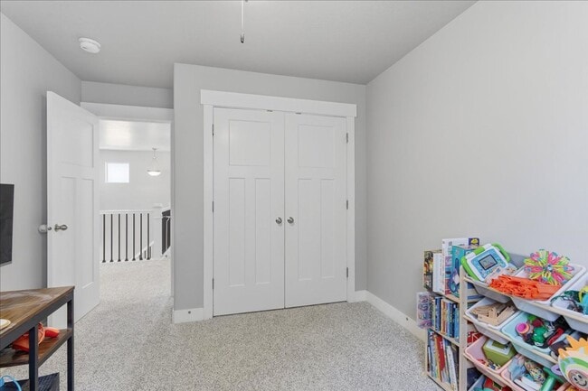 Building Photo - 4 Bedroom Herriman Home