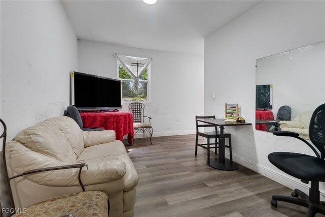 Building Photo - 4180 Sabal Ln