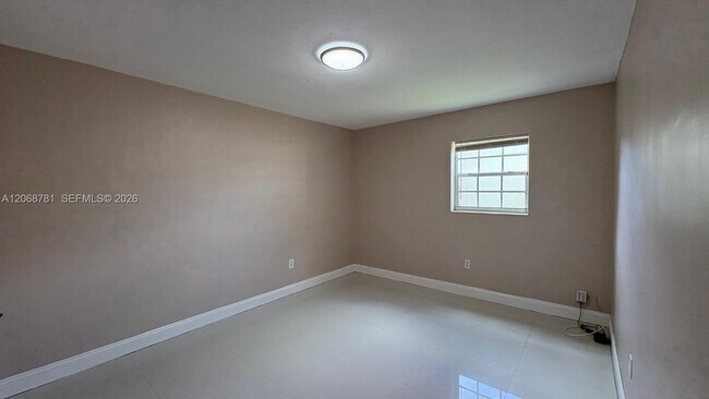 Building Photo - 251 N 68th Terrace