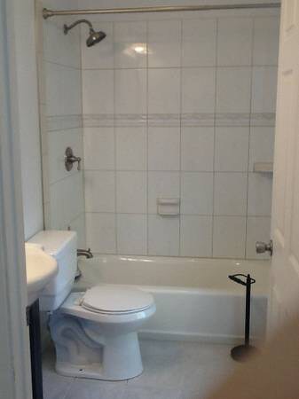 Building Photo - 42 Downing St