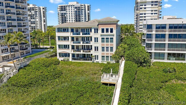 Building Photo - 2070 N Ocean Blvd