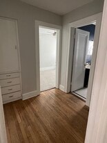 Building Photo - 1903 E Wood Pl