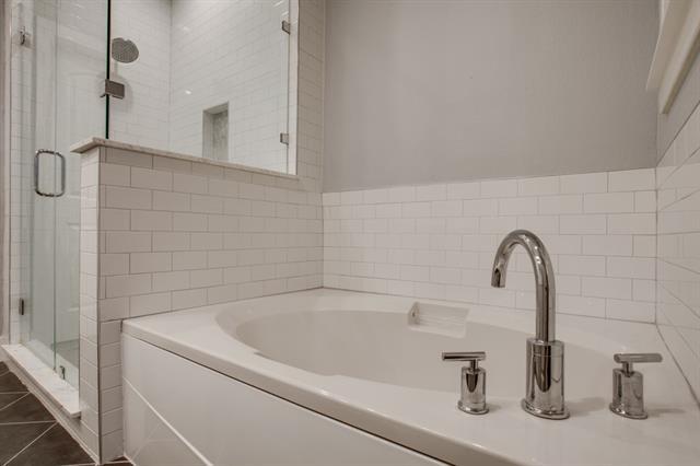 Building Photo - 4211 Rawlins St