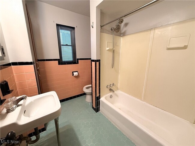 Building Photo - 1510 2nd St