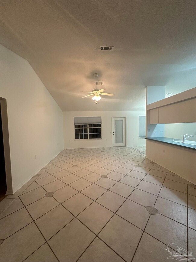 Building Photo - 808 Wickwood Cir