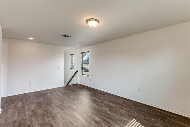 Building Photo - 6209 Garden Rose Path