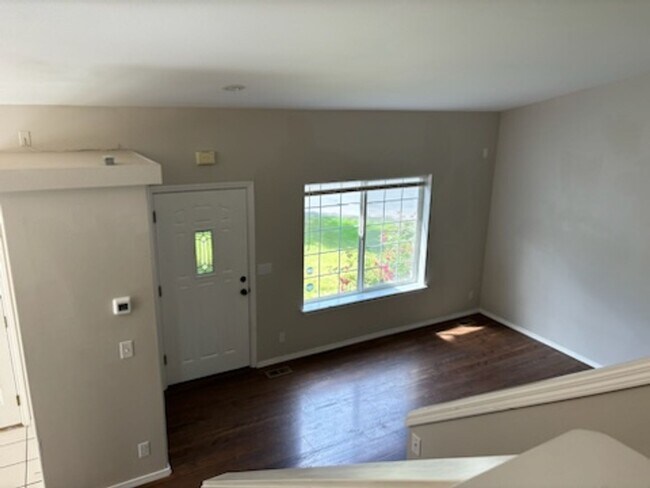 Building Photo - Home in CDA Place