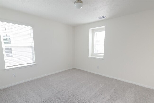 Building Photo - 9426 Castillo Ct