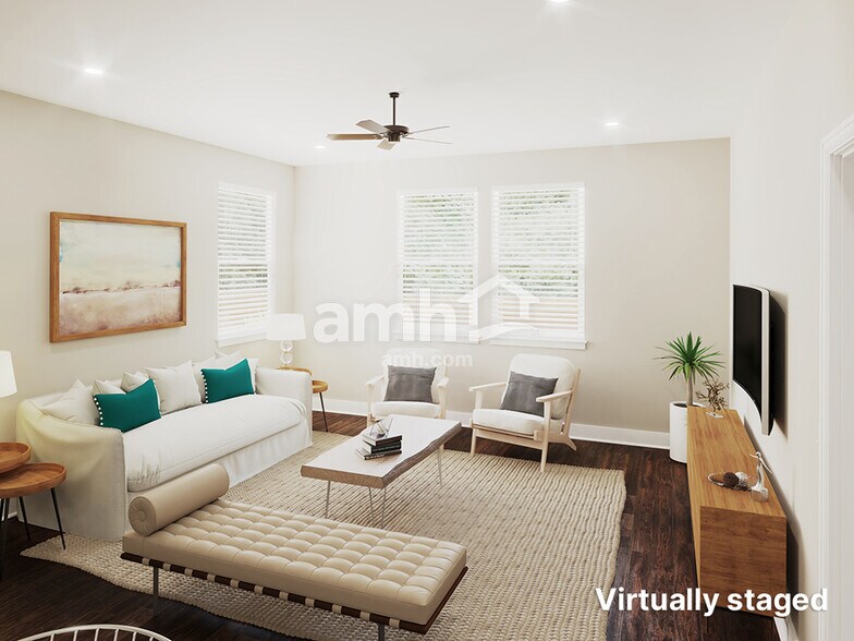 Building Photo - 4308 Longfellow Dr