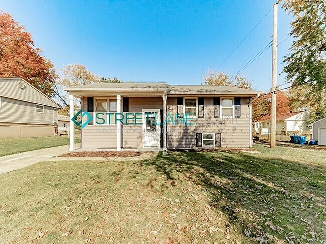 Building Photo - 1309 Cabrillo Dr