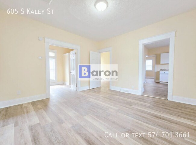 Building Photo - 605 S Kaley St