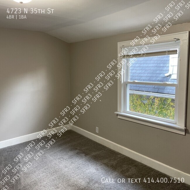Building Photo - Must See! Updated 4 Bedroom Home in Milwau...