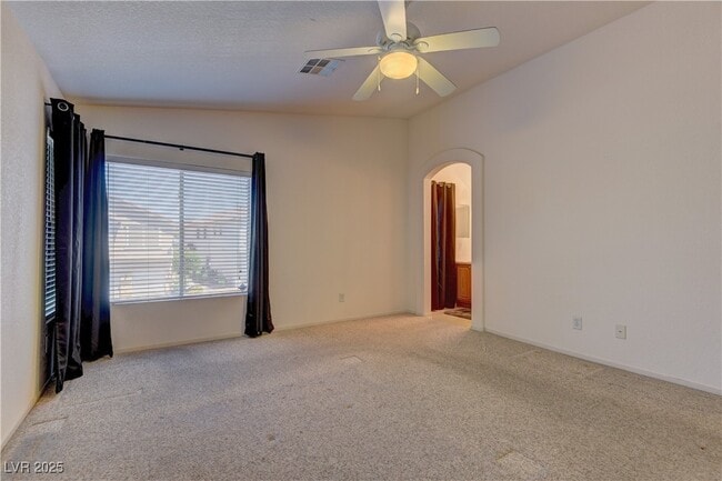 Building Photo - 2580 Velez Valley Way