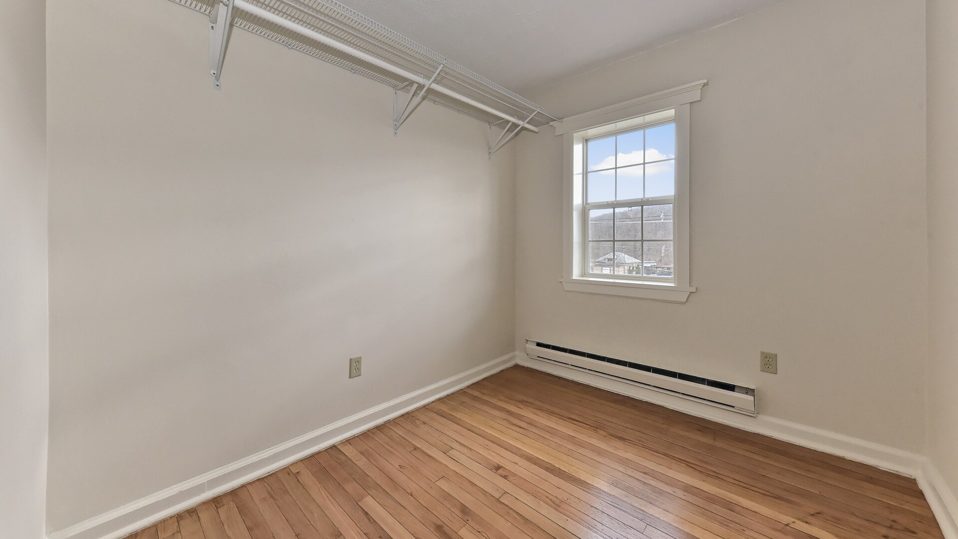 Building Photo - 84 Mill St