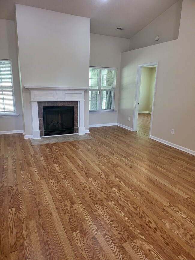Building Photo - 139 Autumn Haven Ln