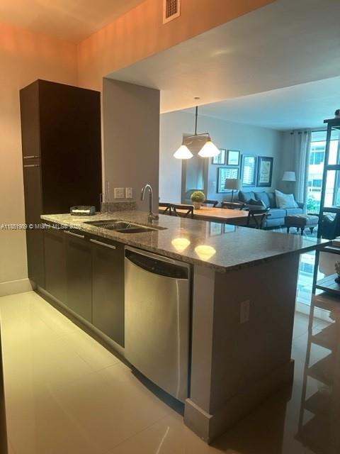 Building Photo - 950 Brickell Bay Dr