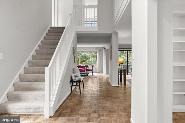 Building Photo - 5 Whitebridge Ct
