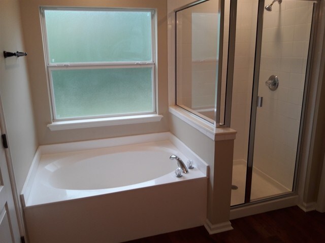 Building Photo - 76134 Tideview Ln