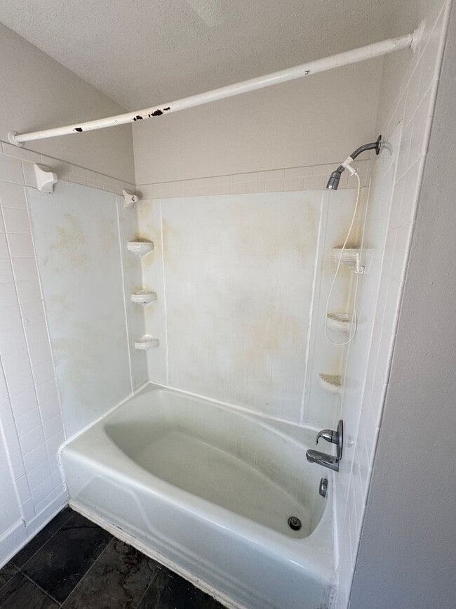 Building Photo - 2/1 Duplex in Cleveland County, NC