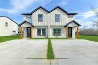 Building Photo - 301 Anderson St