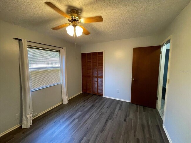 Building Photo - 298 Quail Ct