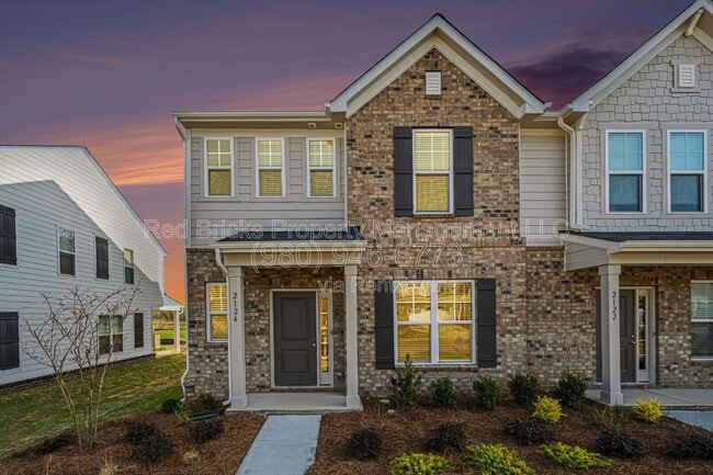 Building Photo - 2124 Cobble Ct