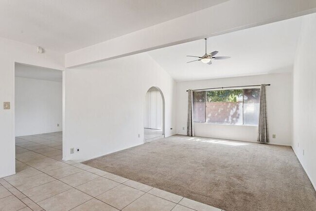 Building Photo - 2213 S Saratoga
