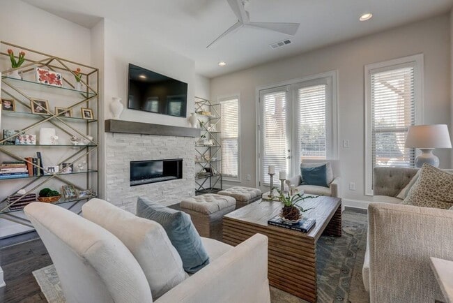 Building Photo - 4231 Deming Cir